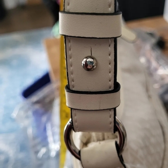 Giani Bernini Annabelle Signature Hobo Shoulder Bag - Picture 12 of 12